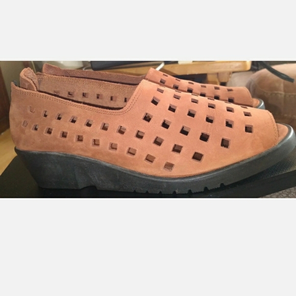 Zante Made Italy Women's Dress Sneakers Shoes 39 US/8.5 Brown Color Peep Toe A2 - Picture 2 of 7